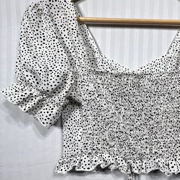 crop top - Picture 6 of 8